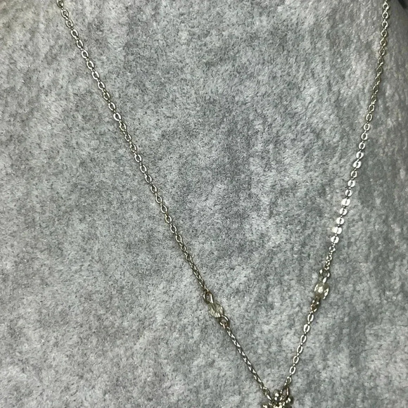 N28. VINTAGE AVON STERLING‎ SILVER PLATED SNOWFLAKE NECKLACE RHINESTONES - Picture 4 of 7